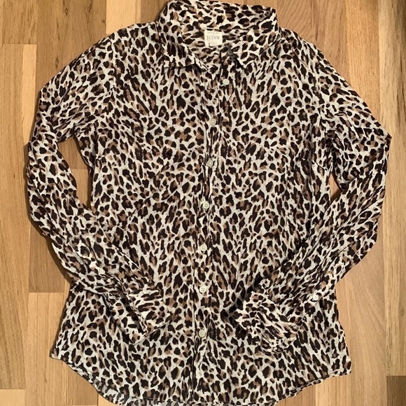 J. Crew The Perfect Shirt Long Sleeve Button Down Leopard Print Women’s XS - Picture 1 of 13